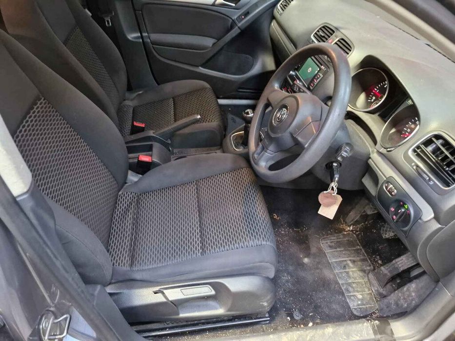 Nuca schimbator cu rama Volkswagen Golf 6 (2008-2013) 2010