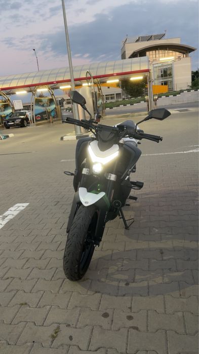 Motocicletă Cfmoto 450nk 2024
