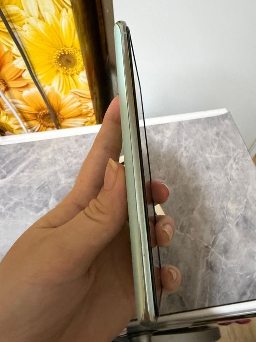 Смартфон Samsung Galaxy S20 FE 6/128GB