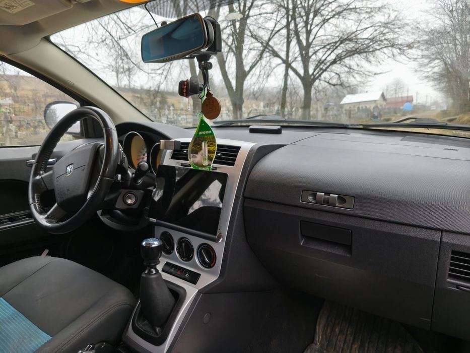 Vând Dodge Caliber