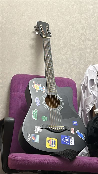 Продается Акустика гитара