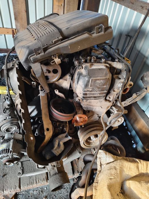 Продаётся двигатель,коробка передачи Марк 2
