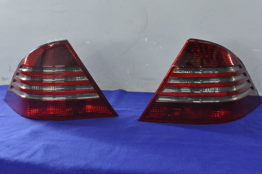 Фонари задние пара Mercedes-Benz S-Class W220