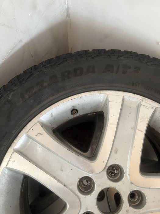 Продам диски с шинами