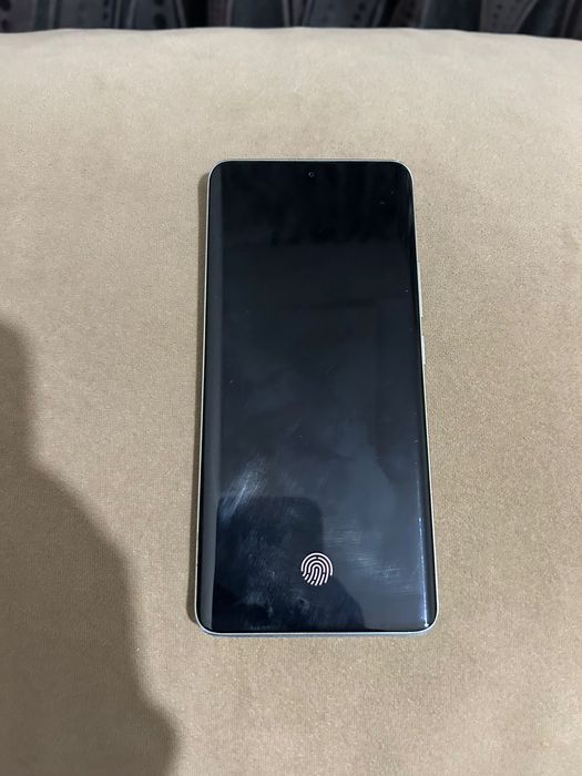 Продам Xiaomi  Redmi Note 13 Pro+ 5G 256гб