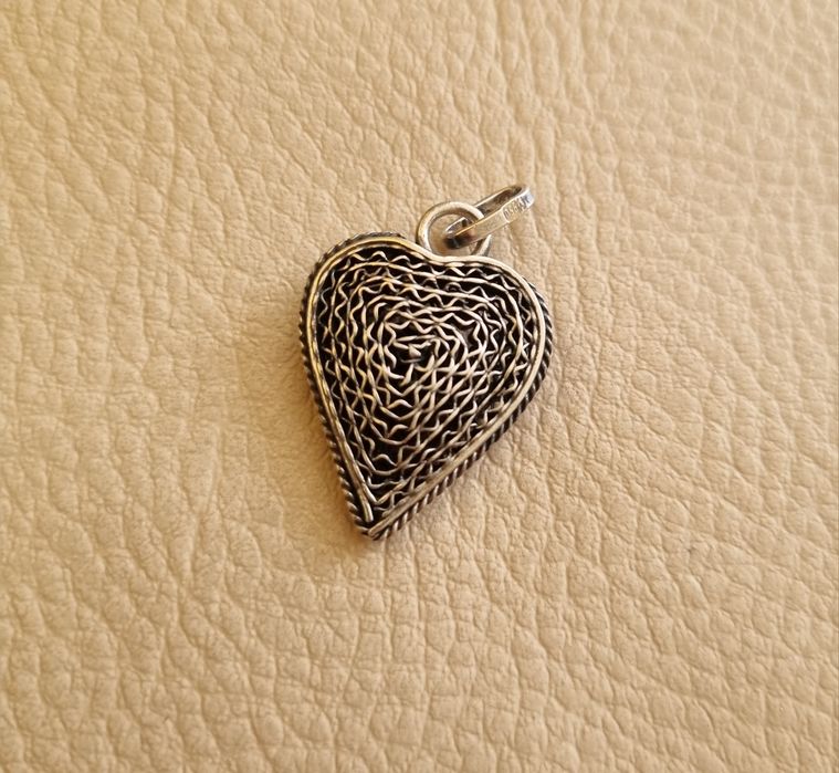Сребърен медальон Сърце