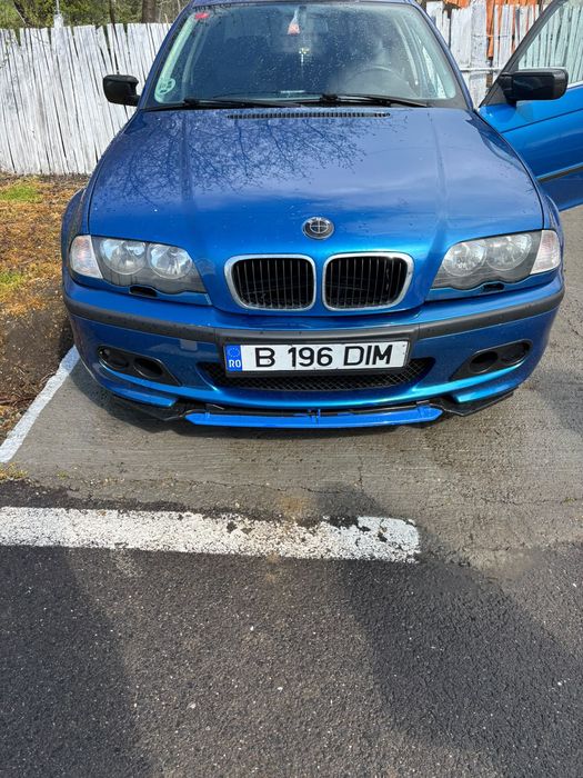 BMW e46 albastru