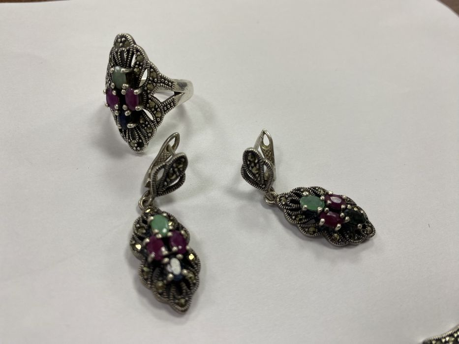 Серебрянный набор: браслет, кольцо, серьги, кулон