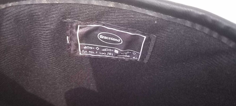 Vând cizme de damă