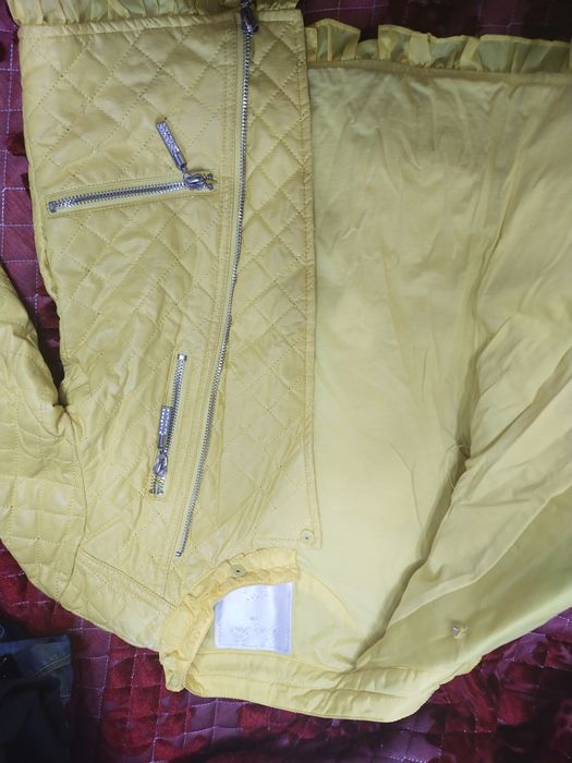 Куртка на девочку