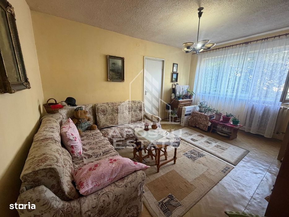 Apartament cu 3 camere de vânzare,etaj intermediar, Dacia,Timisoara