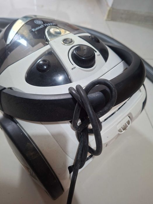 Aapirator Russel Hobbs