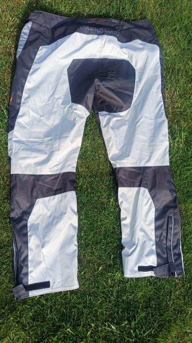 Vând pantaloni Fastway măsură 5XL