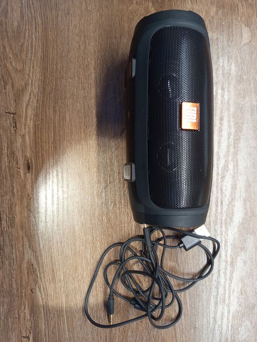 Колонка JBL оригинал