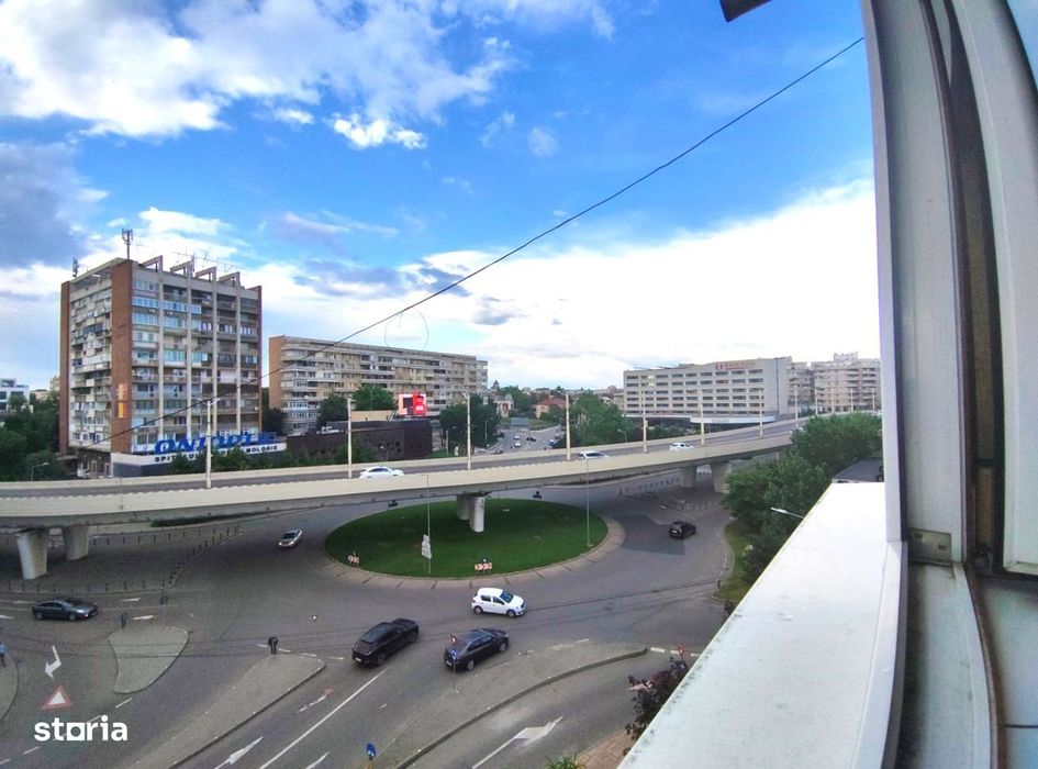 Ultracentral • 4 Camere • Parcare Privată • Ideal Studenți / L