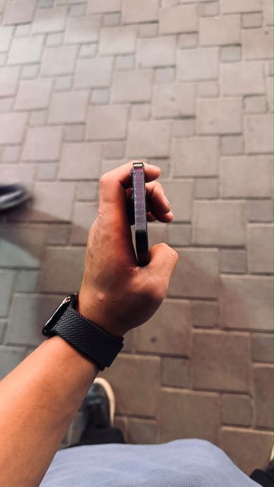 iPhone 13 идеал, с коробкой