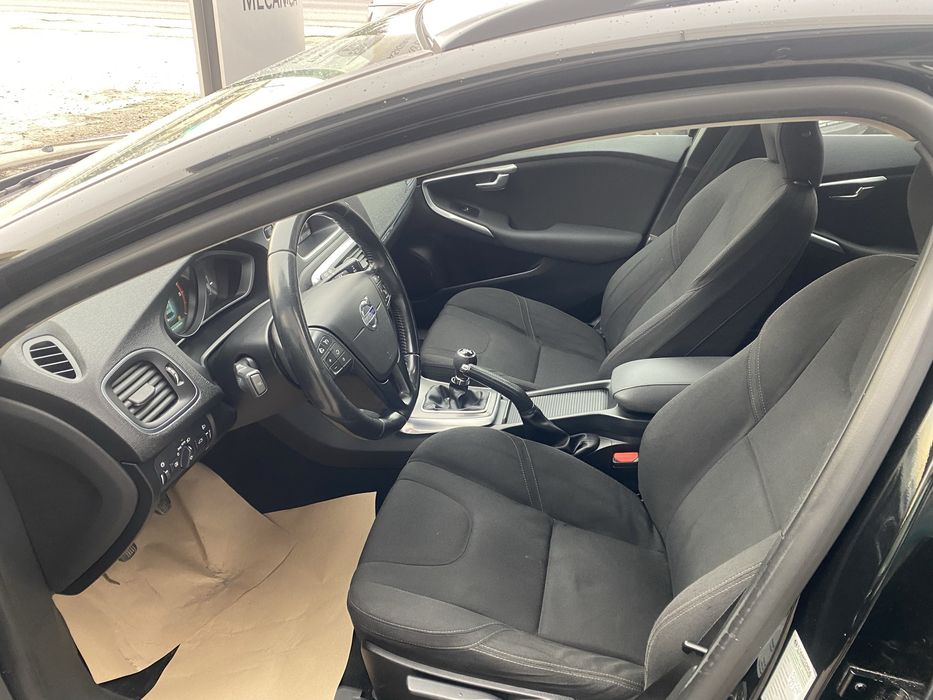 Volvo V40 cross country