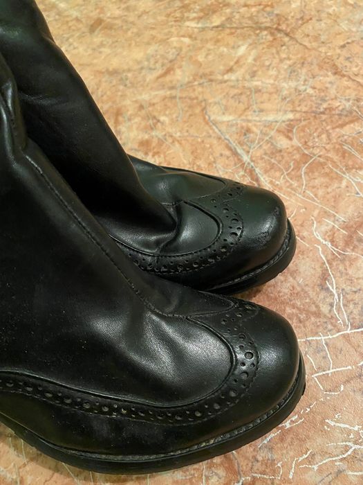 Продам кожанную куртку за 7000