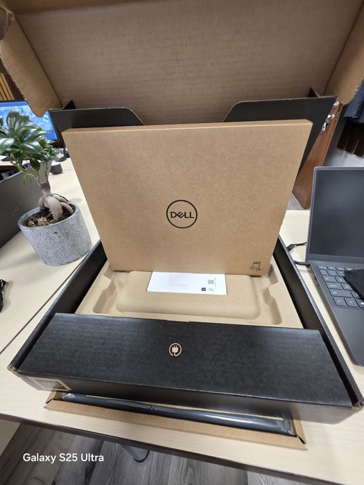 Laptop  DELL  Latitude 7320 2 în 1 LTE