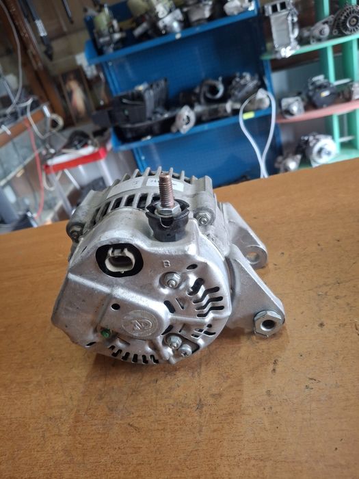 Alternator Jeep Cherokee 2.5 2.8 Crd  2003>>