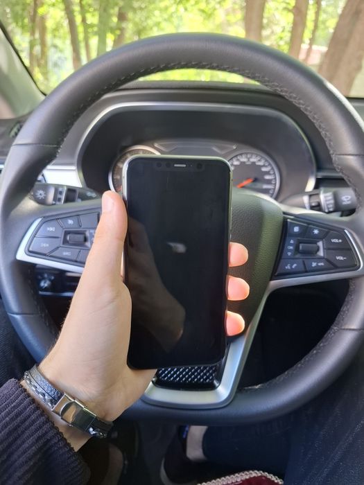 iPhone 11 128gb ideal