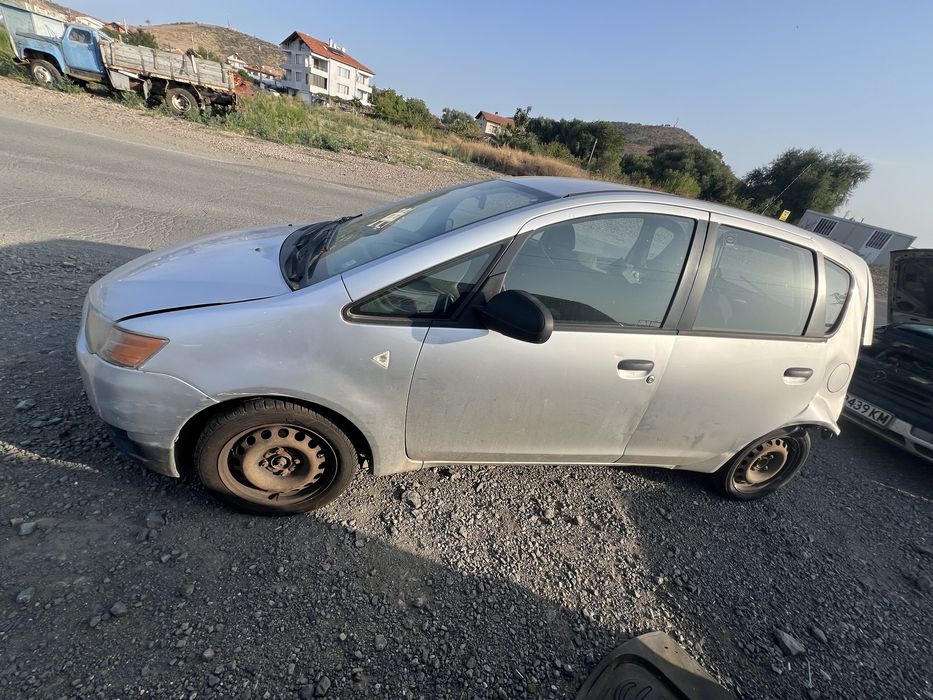 Mitsubishi Colt 1,1 на части всичко в наличност