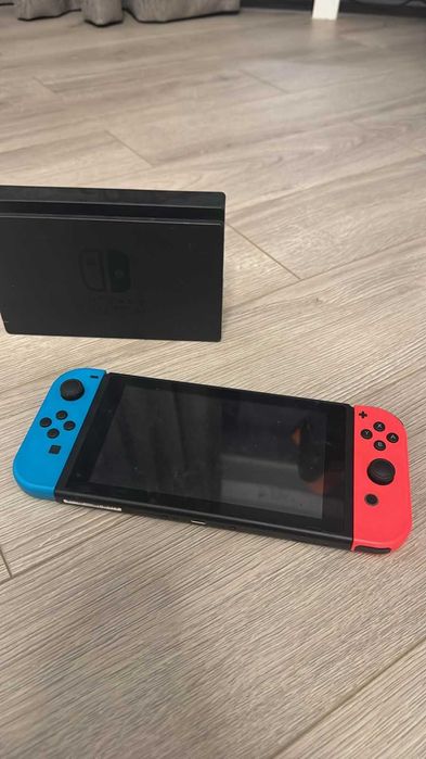 продам nintendo switch срочно торг есть