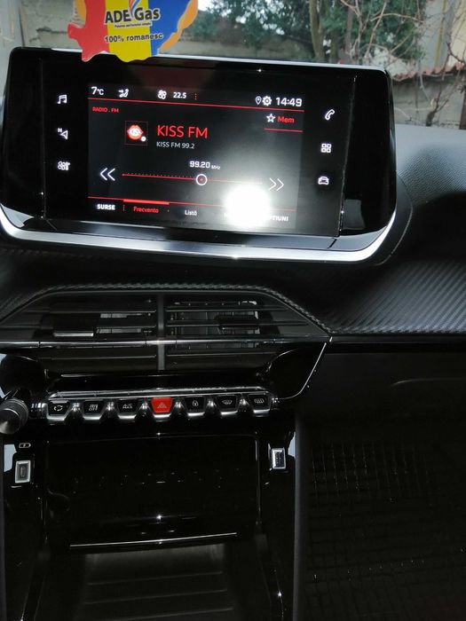 Vând autoturism Peugeot 2008