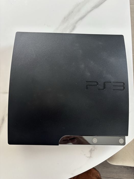 PS3 Slim 500GB.