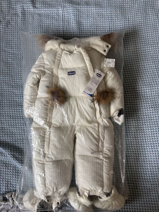 новый зимний комбинезон Chicco