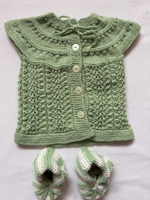 Зелено елече със терлички