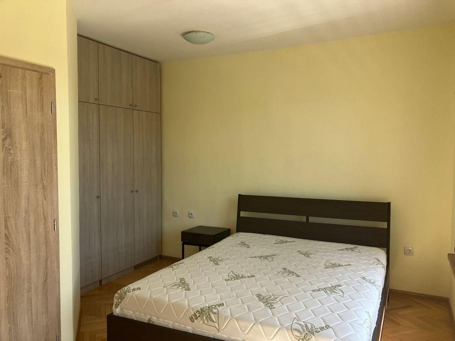 Дава се под наем Двустаен апартамент в Пловдив, Христо Смирненски - 65 кв.м за 407.49 € - Снимка #3