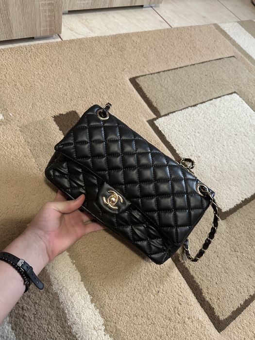 geanta chanel foarte buna