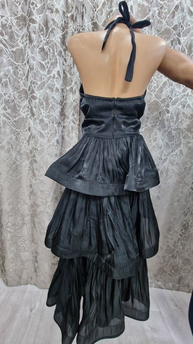 Платье шикарное на торжество