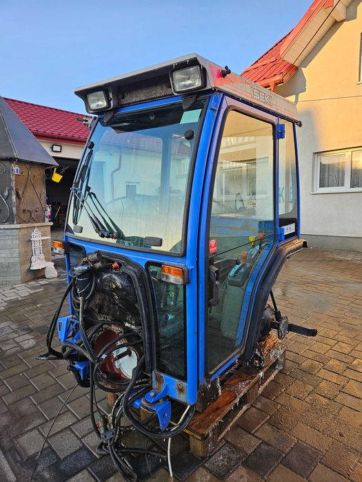 Dezmembrez Tractor Iseki 4330