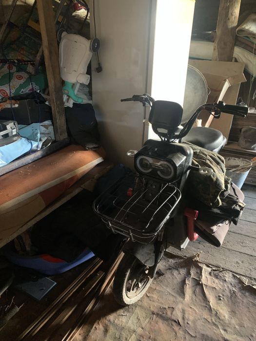 Скутер танк 108 продам