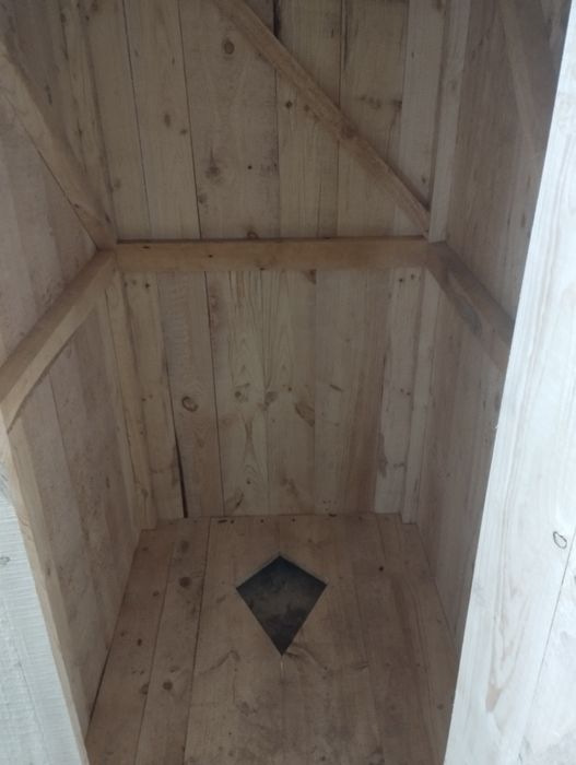 Уличные туалеты.