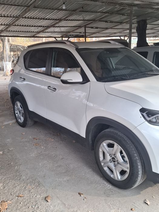 Kia Sonet 2025 года