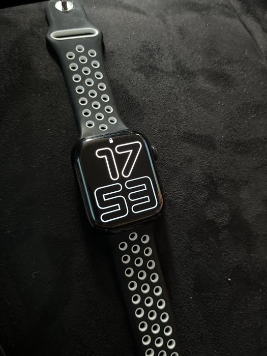 Apple watch 8.