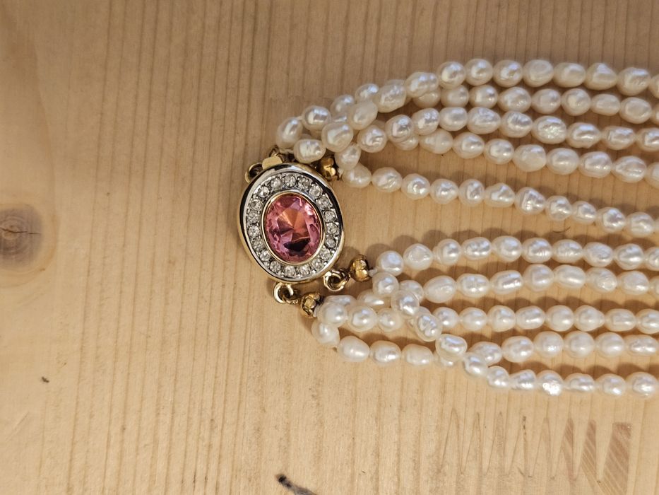 Lot doua coliere, siraguri, perle artificiale