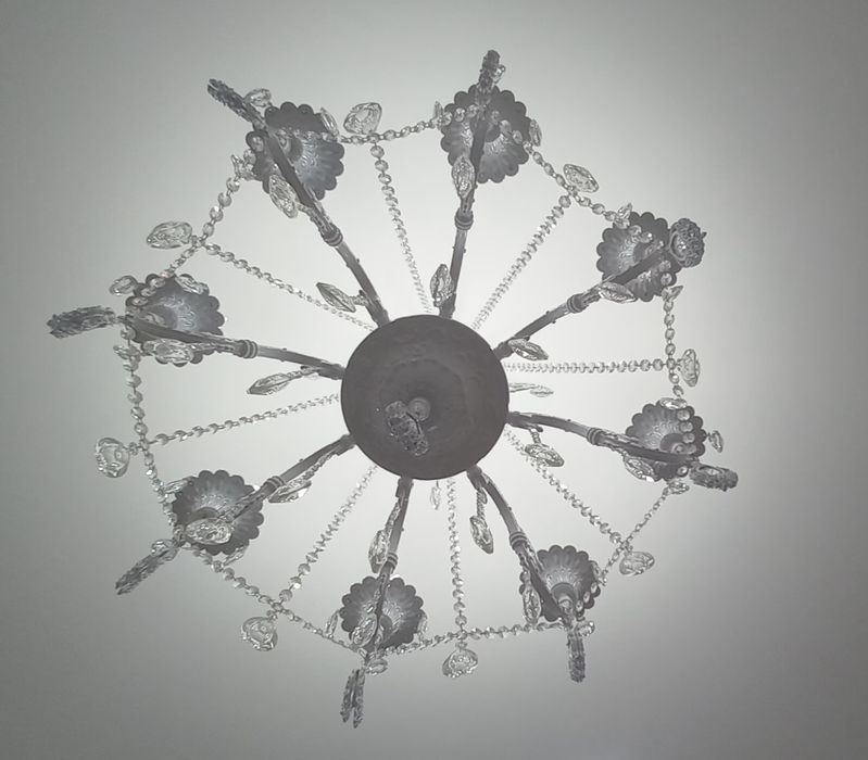 Люстра для гостиной