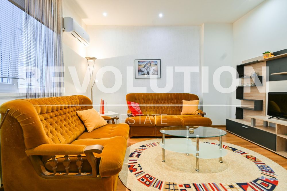 Дава се под наем Двустаен апартамент в София, Център - 66 кв.м за 600 € - Снимка #5