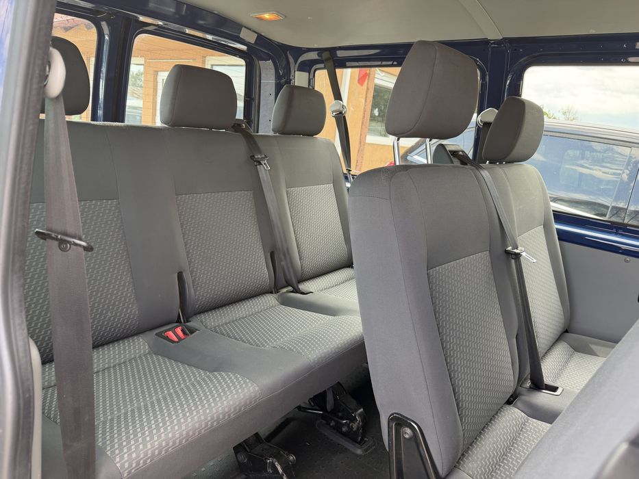 Volkswagen Transporter T5 2010 2.0TDi Euro 5 8+1 Locuri