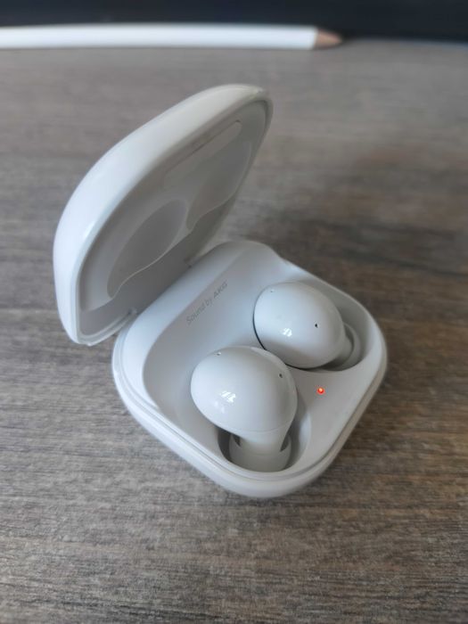 Наушники sumsung galaxy buds2