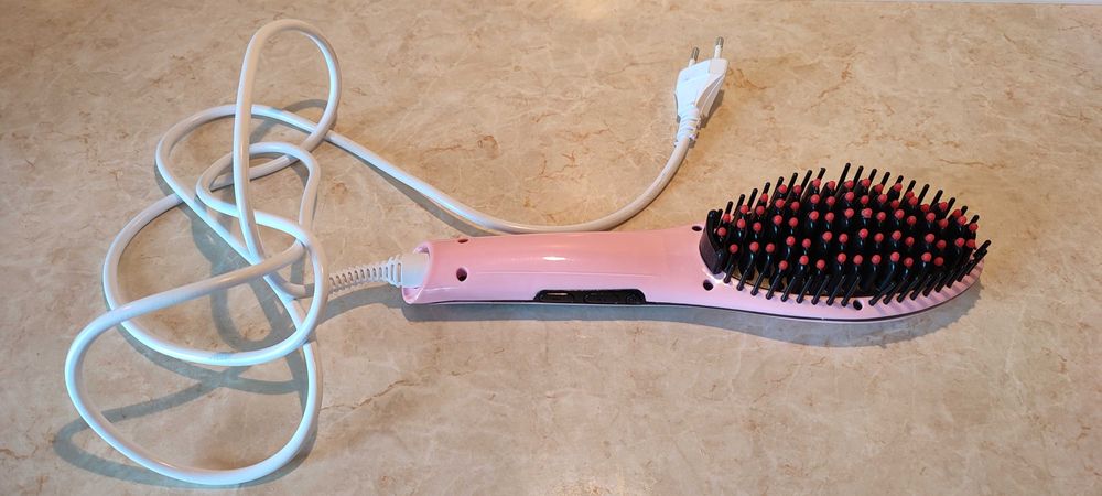 Четка за сушене и изправяне