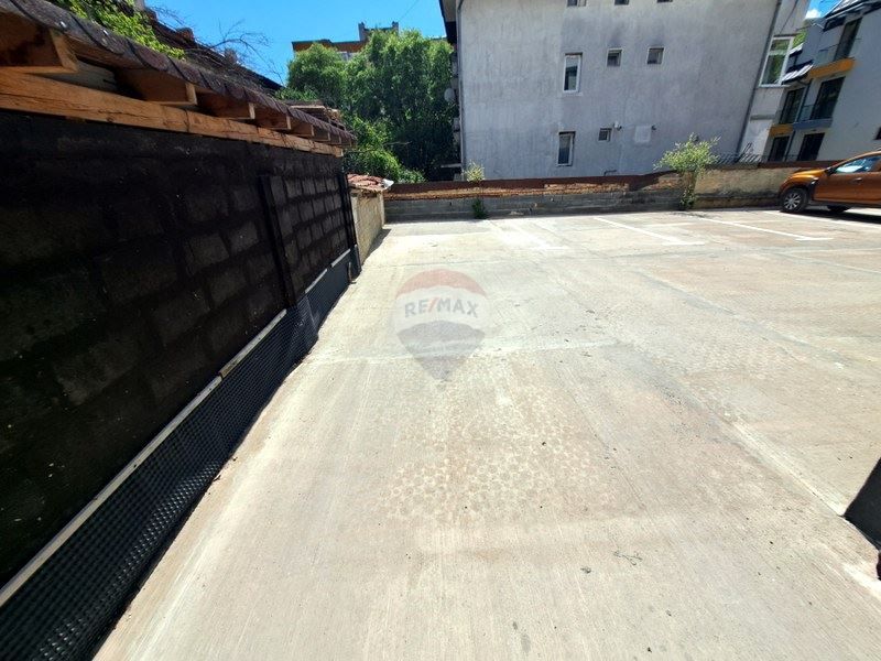 Дава се под наем Гараж / Паркомясто в Варна, Левски - 20 кв.м за 51 € - Снимка #5