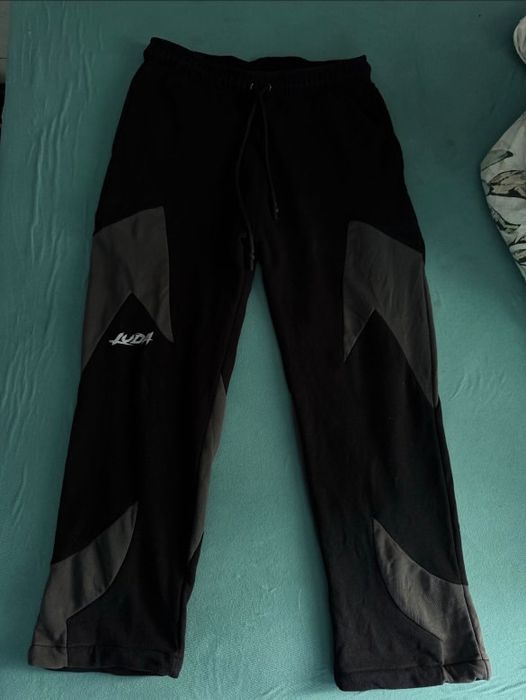 Панталон на Luda
