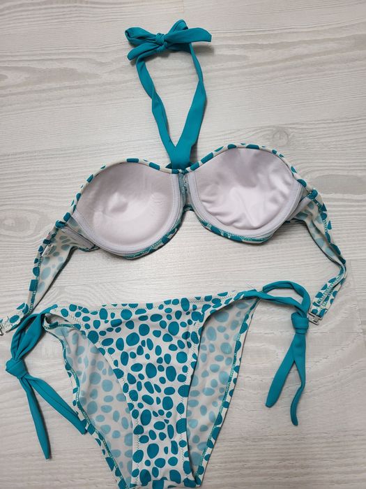 Costum de baie din 2 piese, marimea 40/M