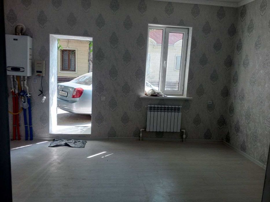 Мирабадский район ул. Инокобод одна комнатный дом на земле