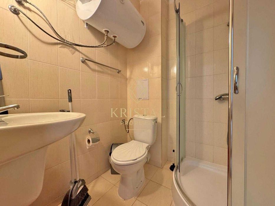 Продава се Двустаен апартамент в к.к. Слънчев бряг - 65 кв.м за 1354 €/кв.м - Снимка #8